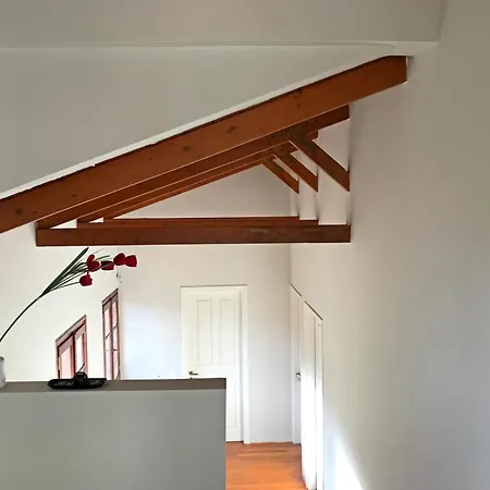 λαδάς, Ladas Villa *